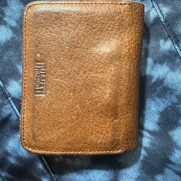 Duluth Trading Co. leather accordian wallet - Picture 7 of 7